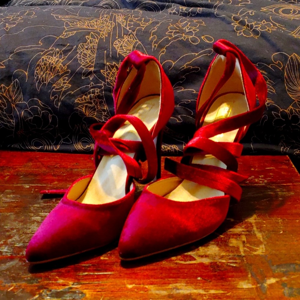 Nasty Gal Size 7 Ballet Heels